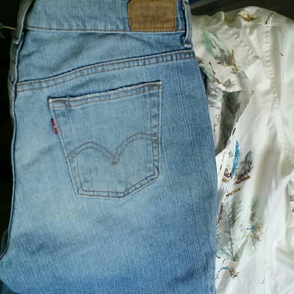 Vintage 1990s High Waist Levi's Stoned Mom Jeans - Picture 4 of 9